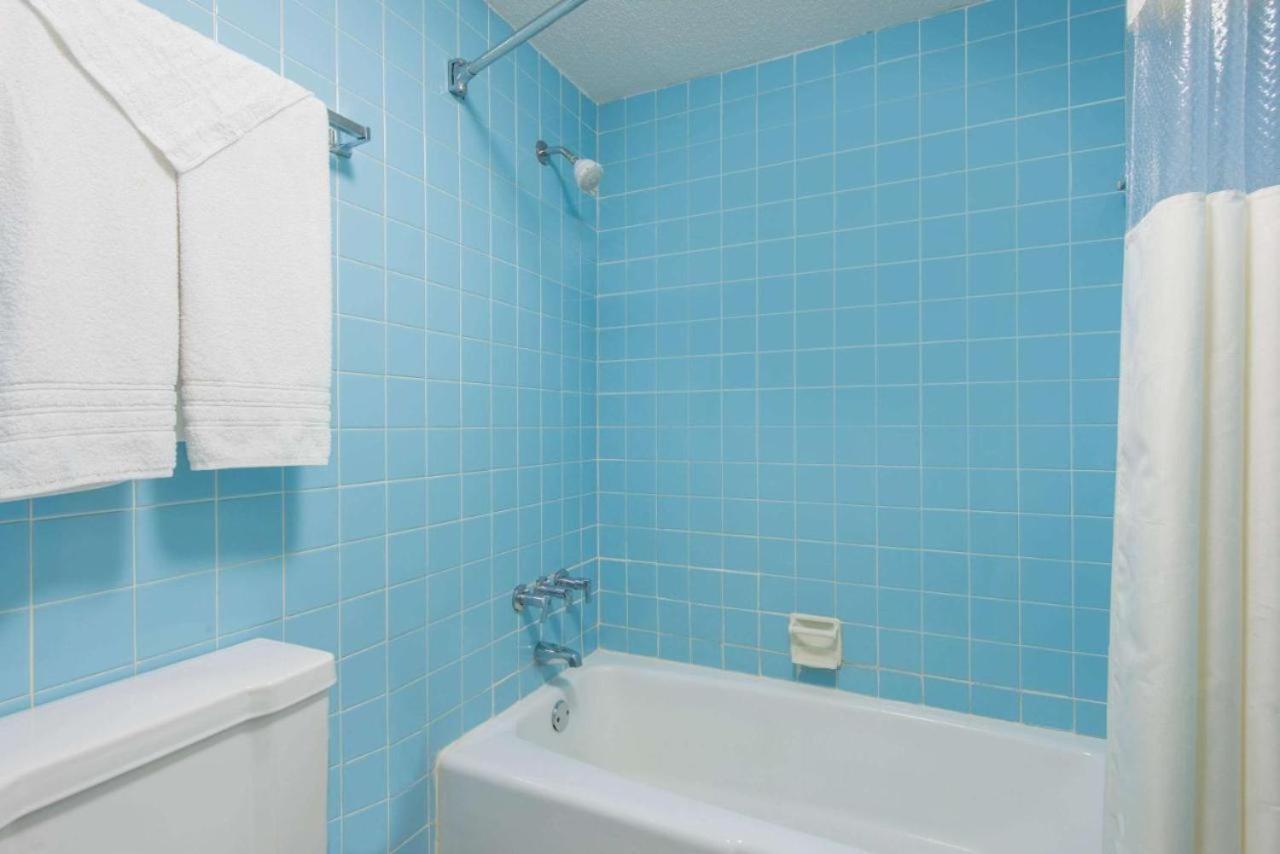 Haven Inn & Suites St Louis Hazelwood - Airport North Екстериор снимка